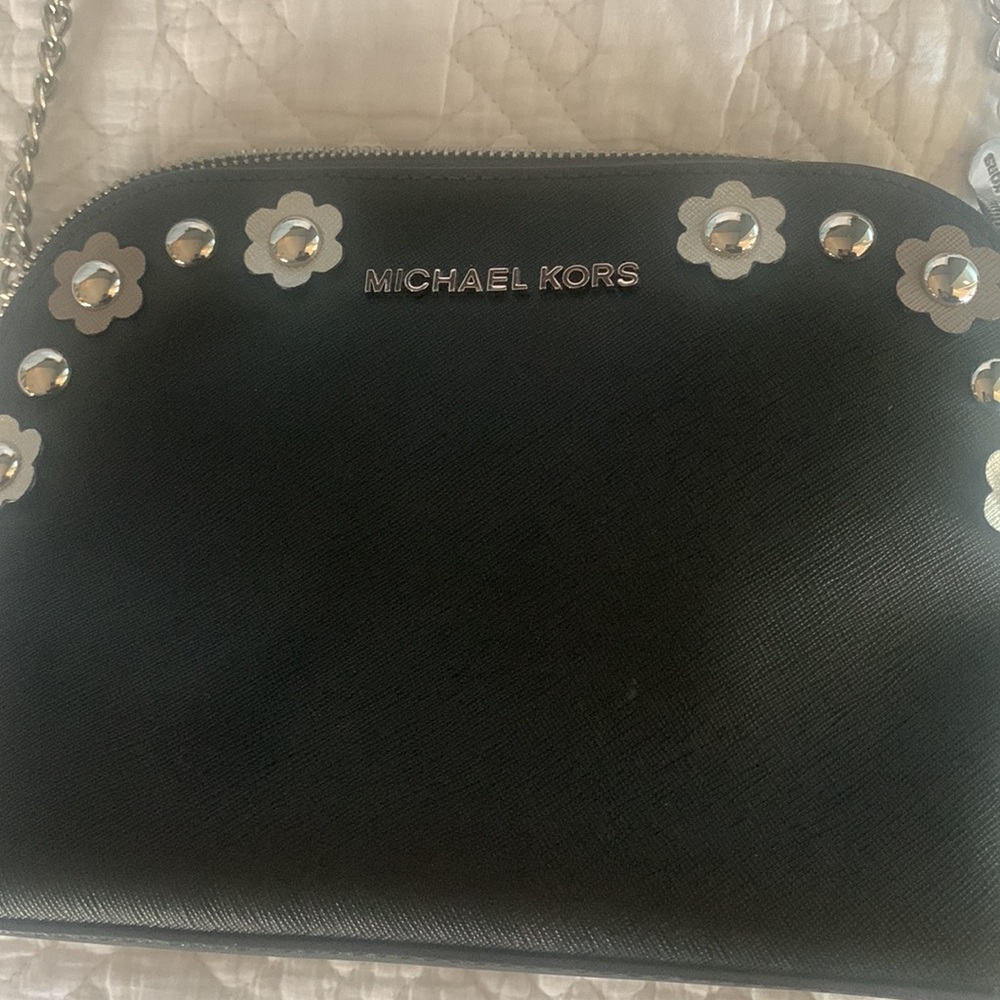 Black Michael Kors purse - EXCELLENT condition - Picture 3 of 6